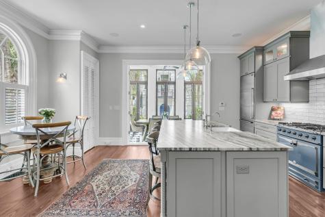 126 Ionsborough Street Mount Pleasant SC 29464