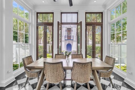 126 Ionsborough Street Mount Pleasant SC 29464