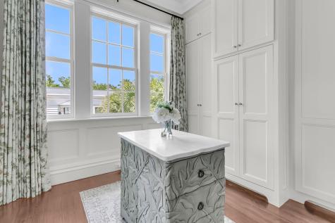 126 Ionsborough Street Mount Pleasant SC 29464
