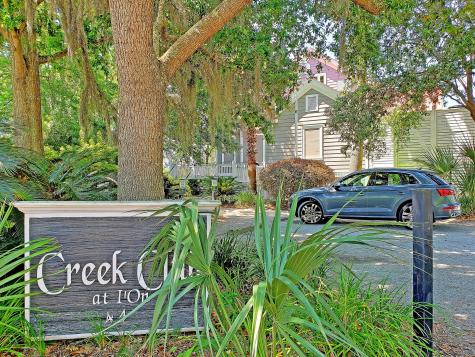 126 Ionsborough Street Mount Pleasant SC 29464