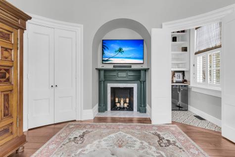 126 Ionsborough Street Mount Pleasant SC 29464