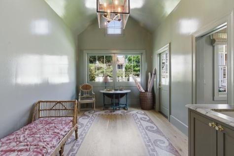 55 Elizabeth Street Charleston SC 29403