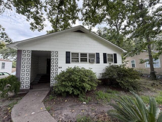 North Charleston SC, 2691 Olympia Avenue