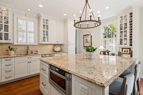 28 Warren Street Charleston SC 29403