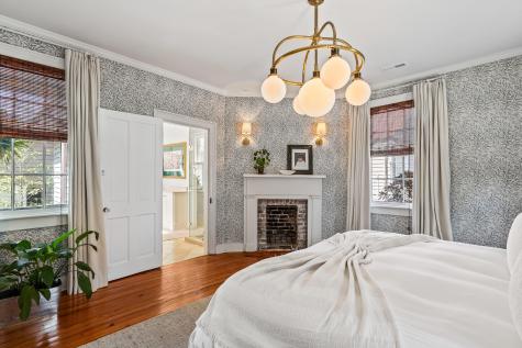 28 Warren Street Charleston SC 29403