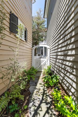 28 Warren Street Charleston SC 29403