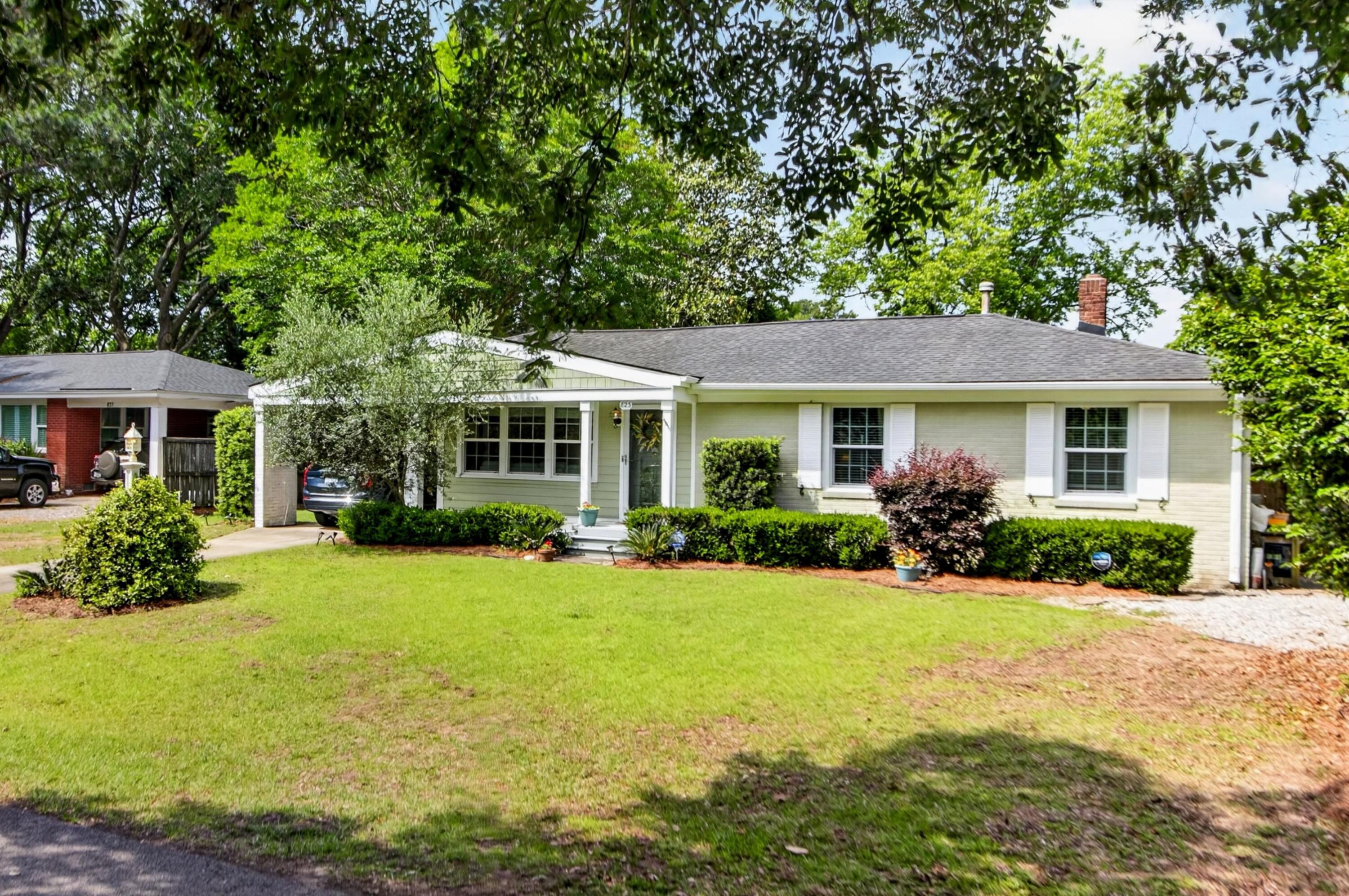 823 Quail Drive Charleston SC 29412
