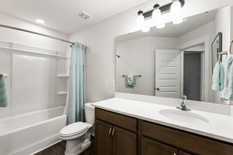 7789 Park Gate Drive North Charleston SC 29418