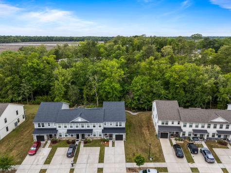 7789 Park Gate Drive North Charleston SC 29418