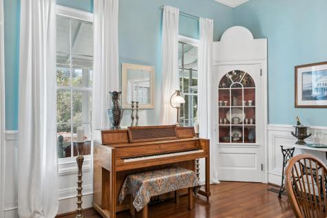 517 W Carolina Avenue Summerville SC 29483