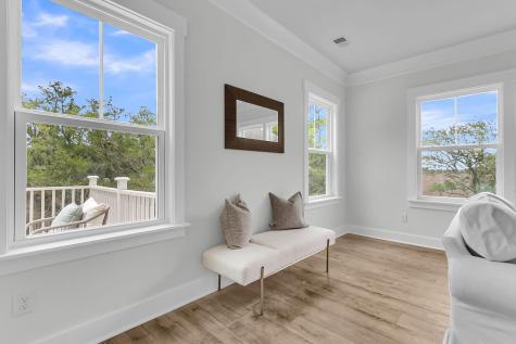 1552 N Avalon Circle Charleston SC 29407
