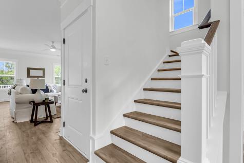 1552 N Avalon Circle Charleston SC 29407