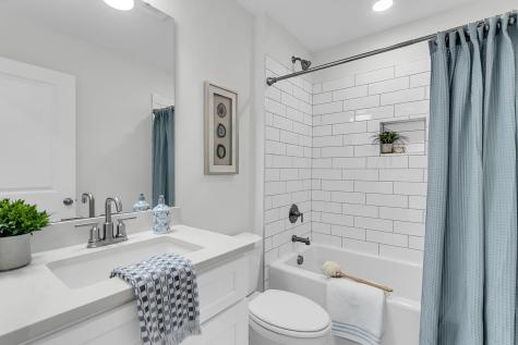 1552 N Avalon Circle Charleston SC 29407