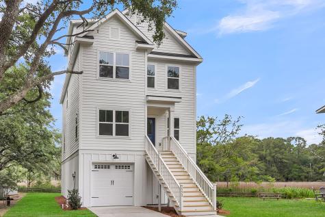 1552 N Avalon Circle Charleston SC 29407