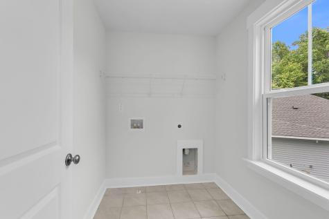 1552 N Avalon Circle Charleston SC 29407