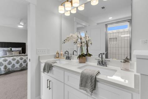 1552 N Avalon Circle Charleston SC 29407