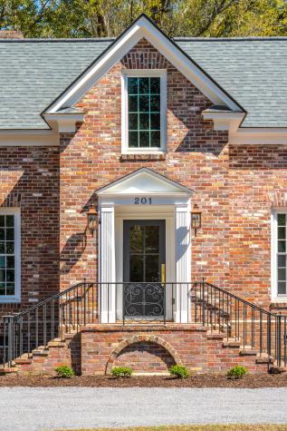 201 Tea Farm Road Summerville SC 29483