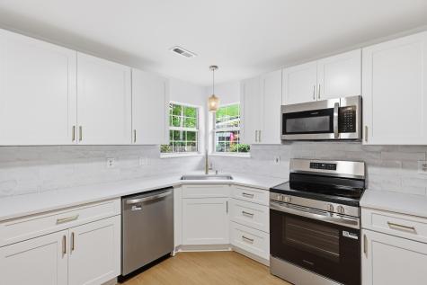 2292 Ballston Court North Charleston SC 29406