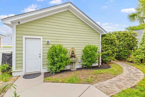 220 Crossandra Avenue Summerville SC 29483