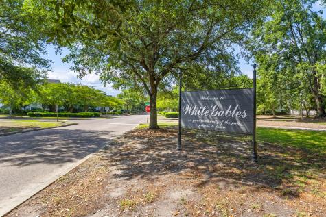 220 Crossandra Avenue Summerville SC 29483
