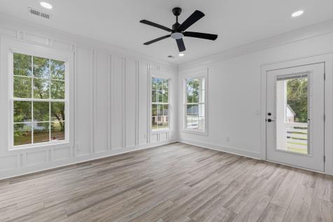4840 Nesbitt Avenue North Charleston SC 29405