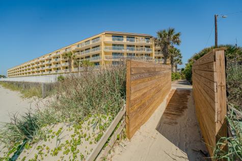 201 W Arctic Avenue Folly Beach SC 29439