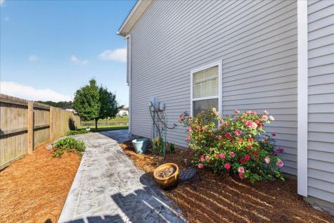 131 Charlesfort Way Moncks Corner SC 29461
