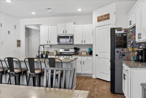 133 Cloverleaf Street Summerville SC 29483