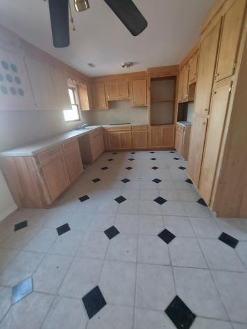2204 Rifle Range Road Mount Pleasant SC 29466