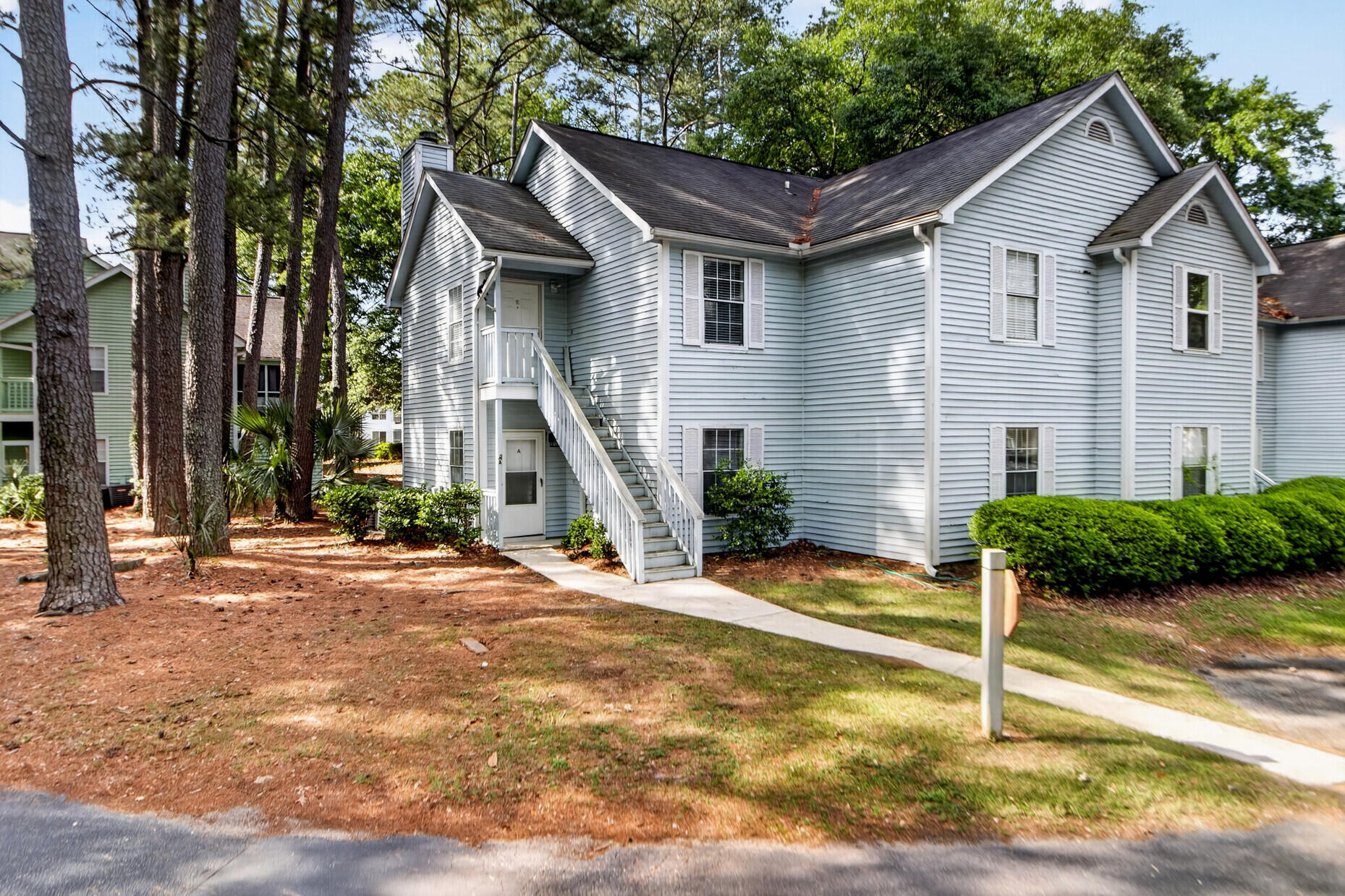 2011 Coldspring Drive North Charleston SC 29406
