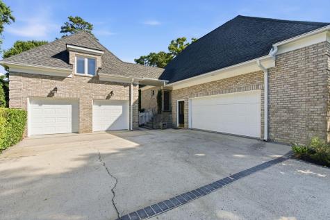 4221 Sawgrass Drive North Charleston SC 29420