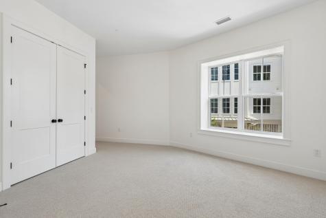 540 Helmsman Charleston SC 29492