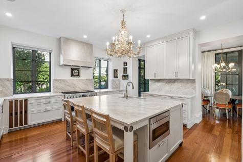 22 Lamboll Street Charleston SC 29401