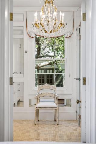 22 Lamboll Street Charleston SC 29401
