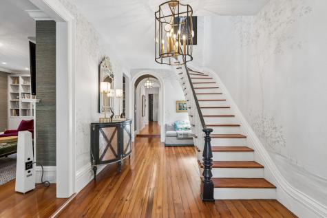 22 Lamboll Street Charleston SC 29401