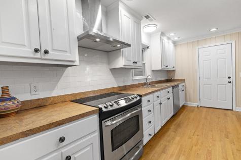 2422 Sc-174 Edisto Island SC 29438