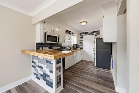 2016 Spruce Boulevard North Charleston SC 29406