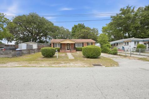 2016 Spruce Boulevard North Charleston SC 29406