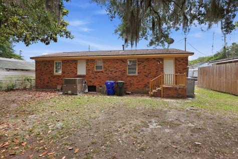 2016 Spruce Boulevard North Charleston SC 29406