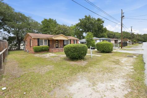 2016 Spruce Boulevard North Charleston SC 29406