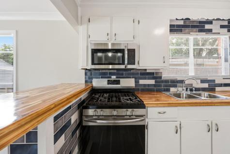 2016 Spruce Boulevard North Charleston SC 29406