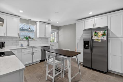 537 Saint Andrews Boulevard Charleston SC 29407