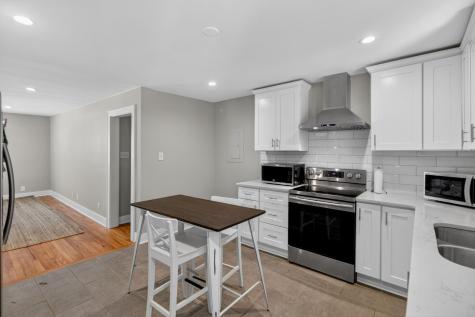 537 Saint Andrews Boulevard Charleston SC 29407