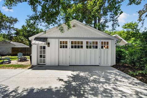 537 Saint Andrews Boulevard Charleston SC 29407