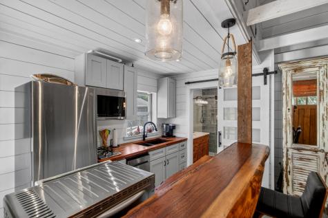 537 Saint Andrews Boulevard Charleston SC 29407