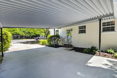 537 Saint Andrews Boulevard Charleston SC 29407