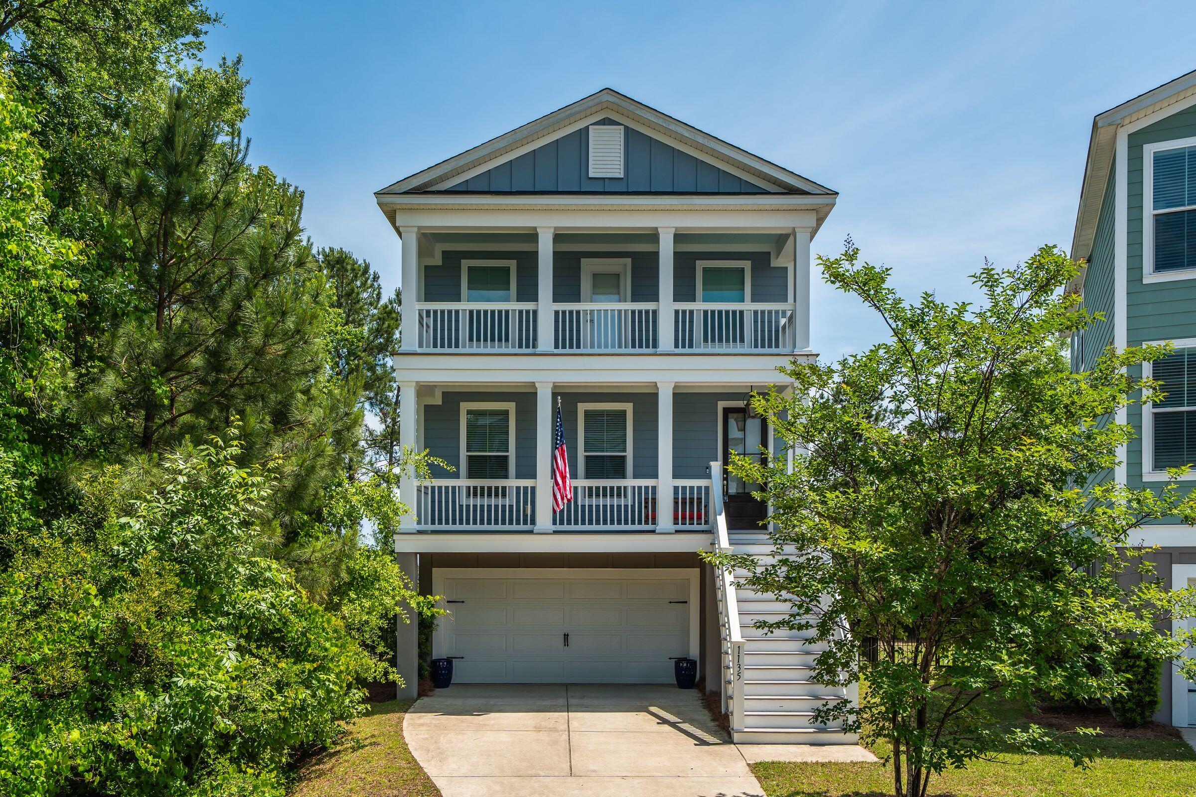 1135 Oak Bluff Avenue Charleston SC 29492