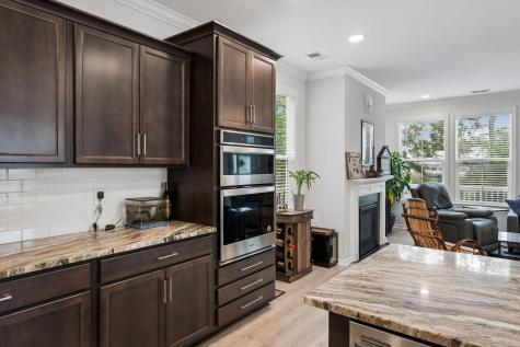1135 Oak Bluff Avenue Charleston SC 29492