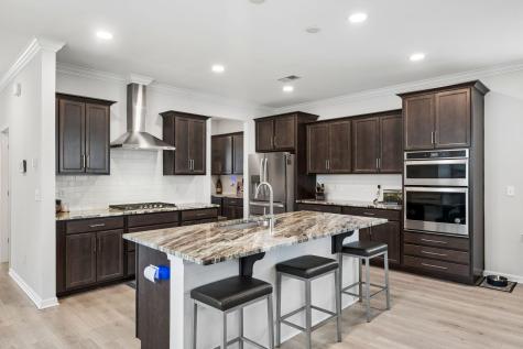 1135 Oak Bluff Avenue Charleston SC 29492