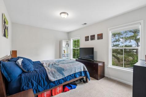 1135 Oak Bluff Avenue Charleston SC 29492